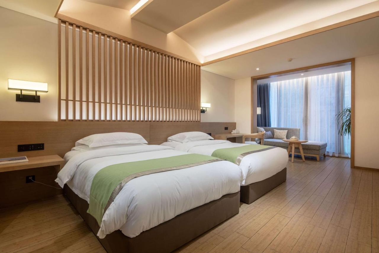 Howard Johnson Huashuiwan Hot Springs Resort Čcheng-tu Exteriér fotografie