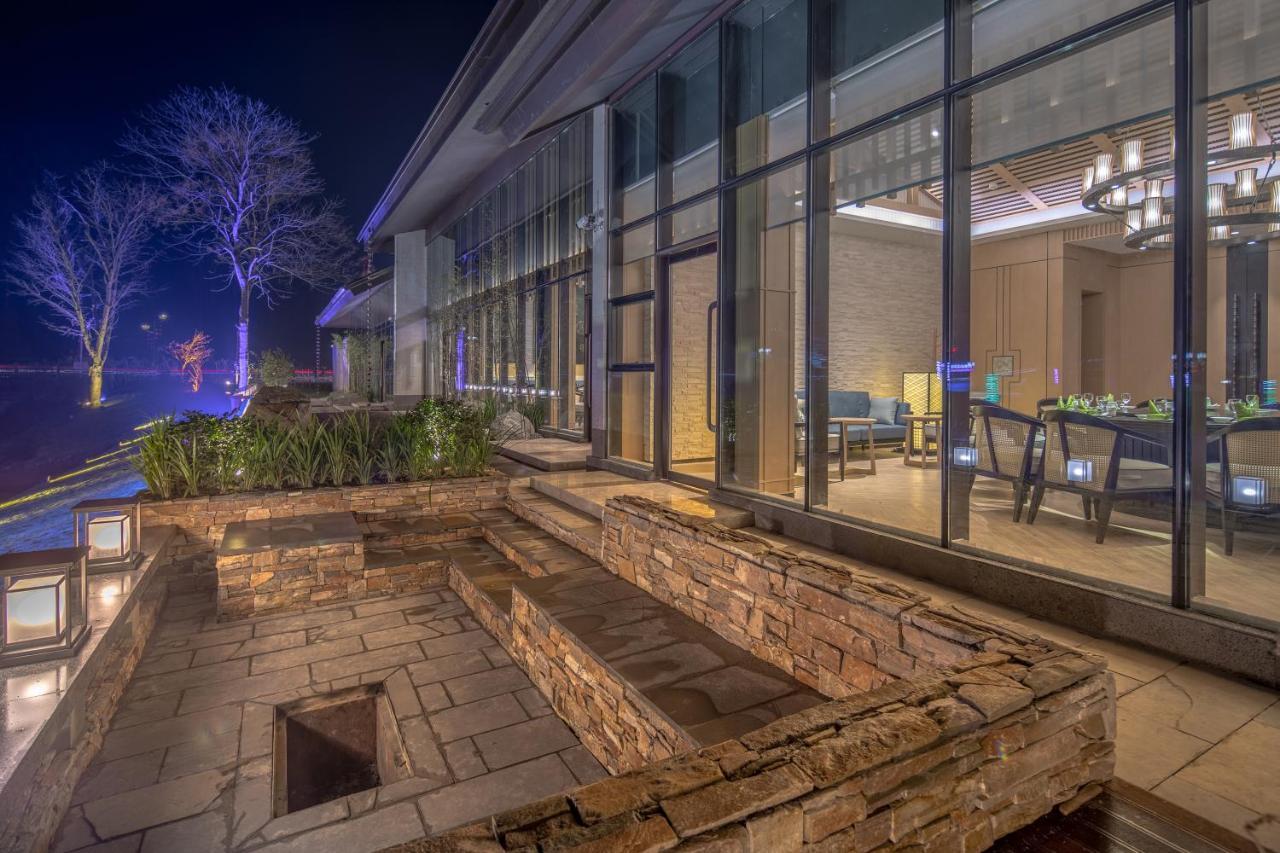 Howard Johnson Huashuiwan Hot Springs Resort Čcheng-tu Exteriér fotografie